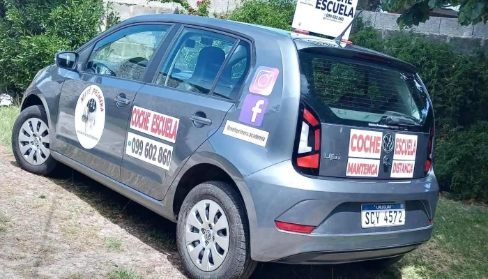 Academia Mete Primera Automovil - Montevideo