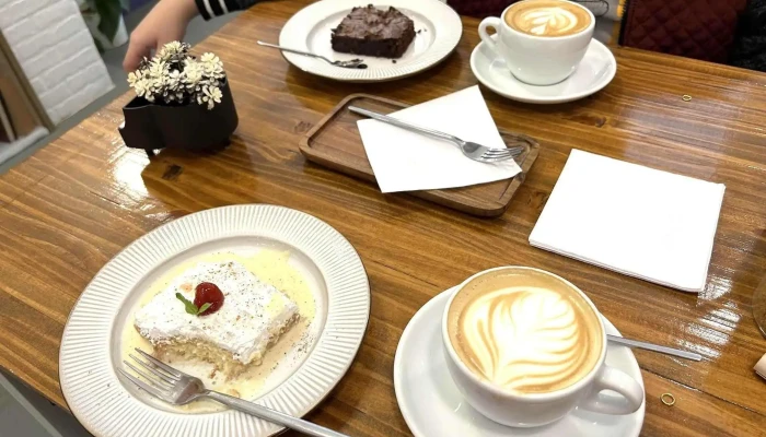 Adagio Libreria Cafe Pastel - Montevideo