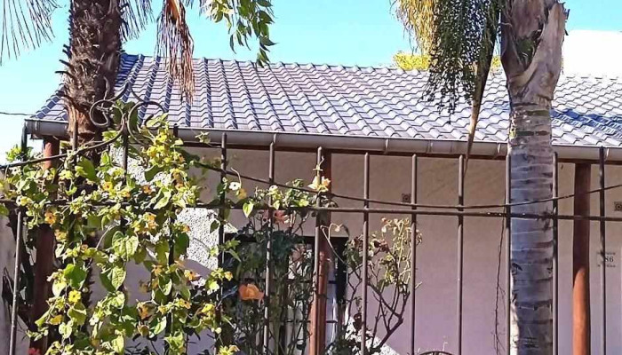 Adriana Posada Juan Lacaze -  Exterior - Juan L. Lacaze