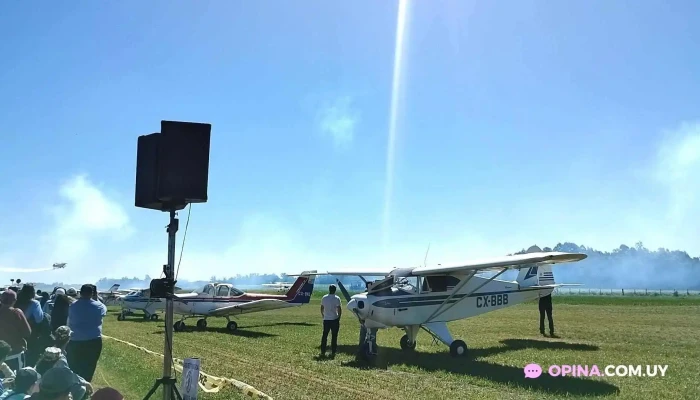 Aero Club Cardona Sucd -  Videos - Cardona