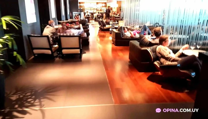 Aeropuertos Vip Club -  Videos - Ciudad de la Costa