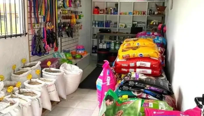 Agropecuaria Treboles - 13000 Montevideo