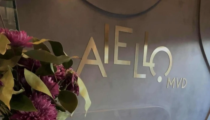 Aiello -  Comentario 4 - Montevideo