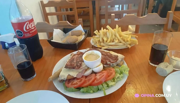 Alba Express -  Papas Fritas - Piriápolis