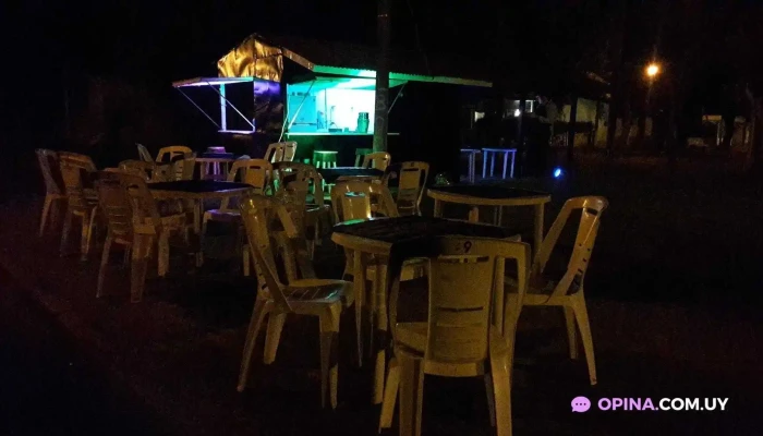 Alex's Burger - Artigas