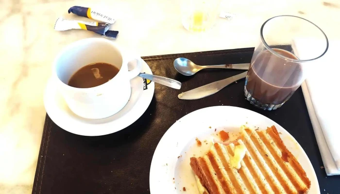 Alfa Suites -  Comida Y Bebida - Montevideo