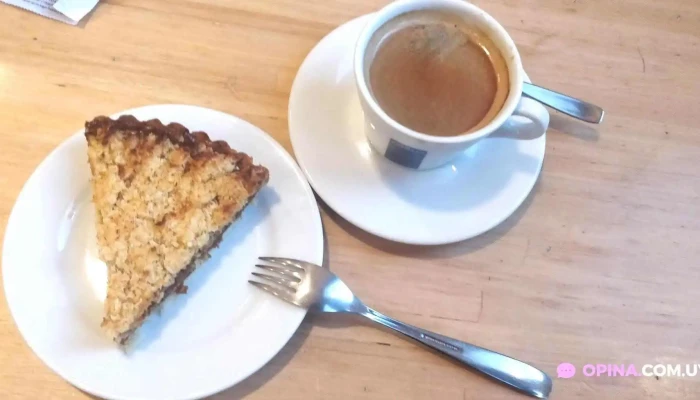 Allegro Cafe En Teatro Solis Coffee Cake - Montevideo