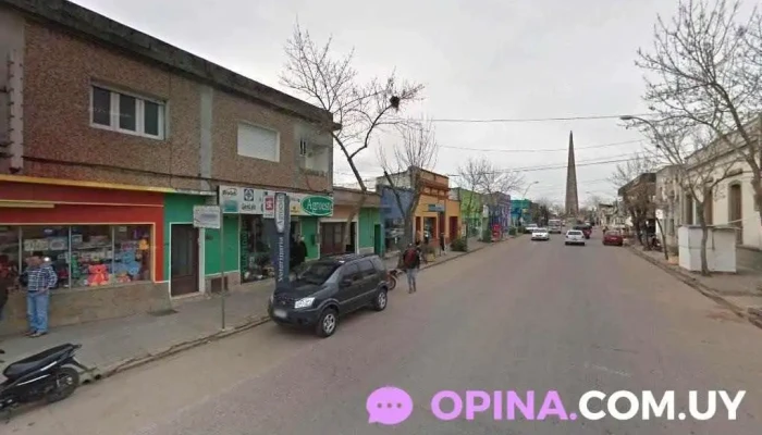 Allongé Espacio Danza - Treinta Y Tres