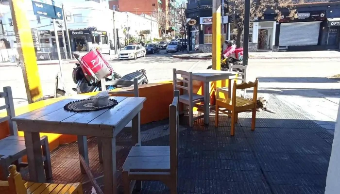 Alma Pirata Fish And Chips -  Ambiente - Montevideo