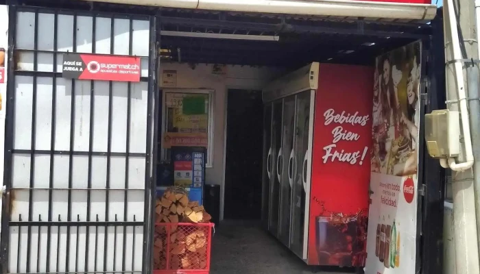 Almacén El Comienzo - Jaime Roldós Y Pons