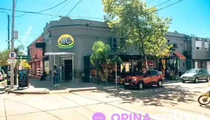 Almacén Express - Tomas Berreta 549