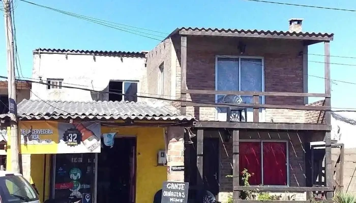 Almacen Juan Presa -  Estacionamiento - Rio Branco