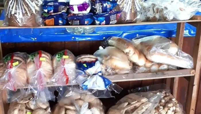 Almacen La Esquina Alimento - Tomas Gomensoro