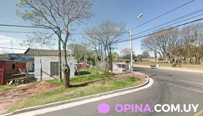 Almacén La Plaza - Av. A La Estación