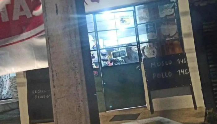 Almacén Las Banderas - Joaquin Suarez