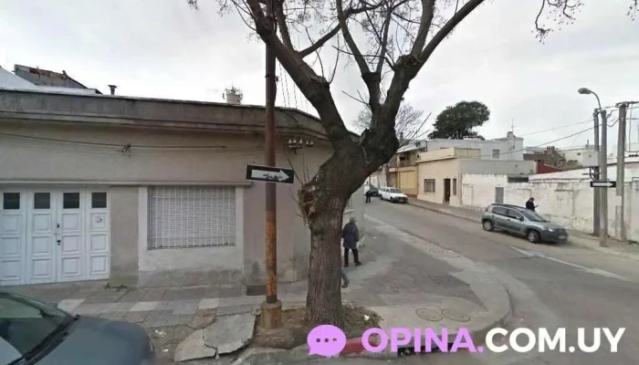 Almacen “los primos” - 11900 Montevideo