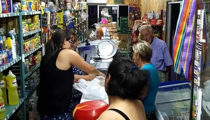 Almacen Melissa Fotos - Joaquín Suárez