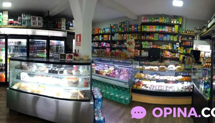 Almacen Sol Y Luna 24 Horas - 11700 Montevideo