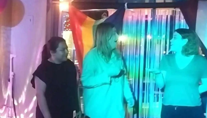 Alo Arte Bar -  Videos - Montevideo