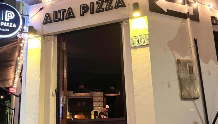 Alta Pizza Malvin -  Comentario 6 - Montevideo