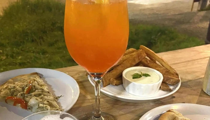 Alternativa Cafe Restobar Comentario 9 - Montevideo