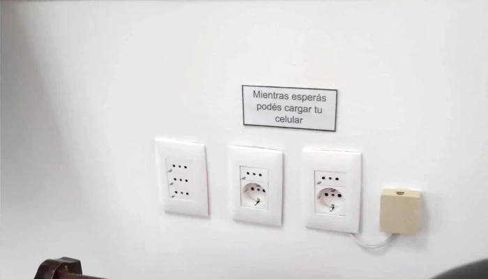 Am -    Asistencia Medica Zona - Ciudad de la Costa