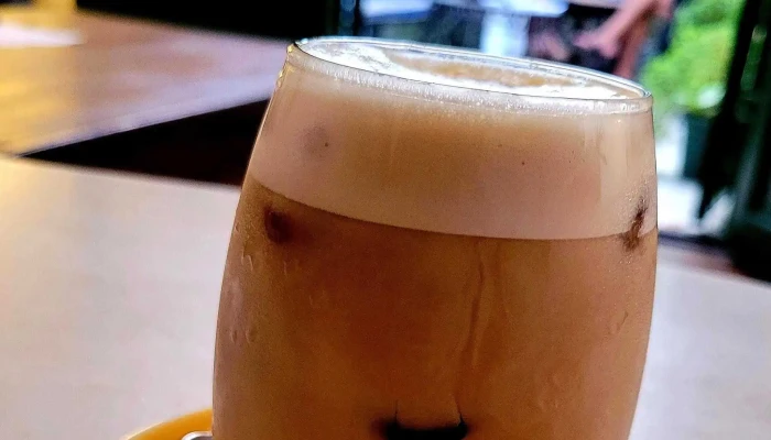 Amazonia -    Espacio Entre Libros Abierto Ahora - Montevideo