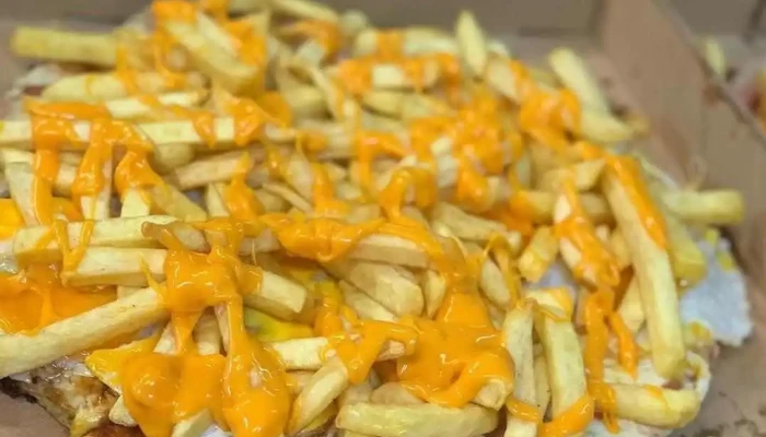 American Burgers -  Papas Fritas Con Queso - Montevideo