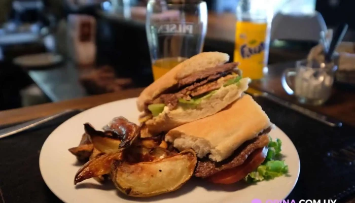 Anabu Cocina -  Comida Y Bebida - Piriápolis