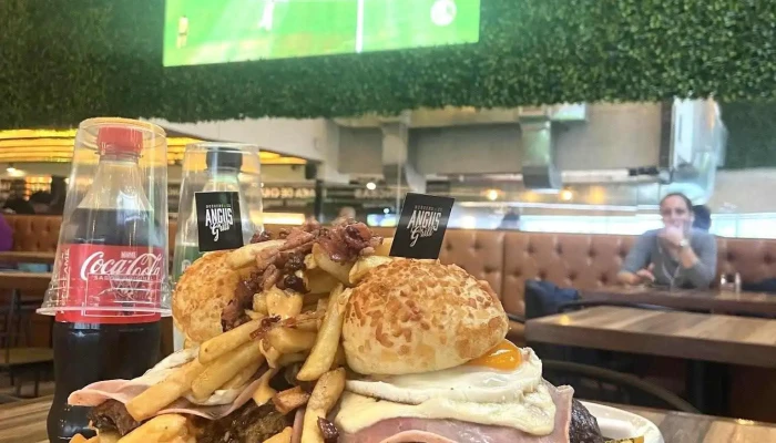 Angus Grill -  Hamburguesa - Montevideo