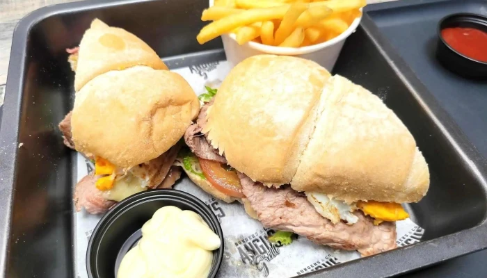 Angus Grill -  Papas Fritas - Montevideo