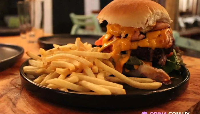 Antica Cocina De Autor -  Papas Fritas - Parque del Plata