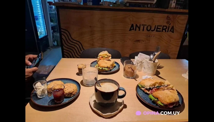 Antojeria Cafe Cafe - La Paloma