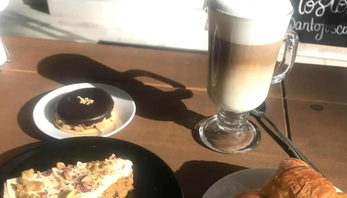 Antojos Cafe Comentario 4 - Montevideo