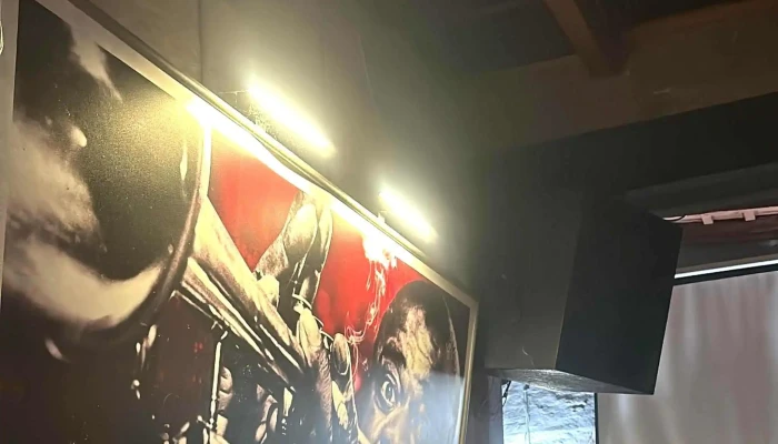 Anyway -  Comentario 4 - Mercedes