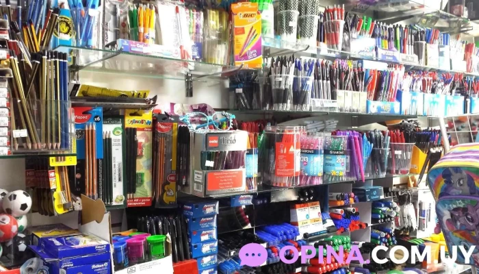 Aquarella Tu Papeleria Interior - Sarandí Grande