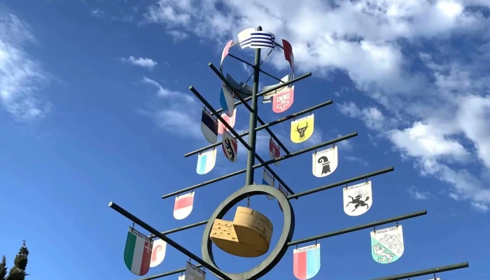 Arbol Cantonal Comentario 2 - Nueva Helvecia