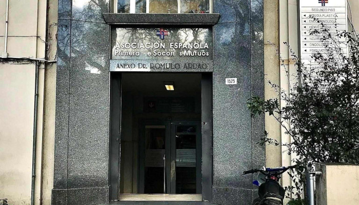Asociacion Espanola   Edificio Romulo Ardao   Traumatologia Donde - Montevideo