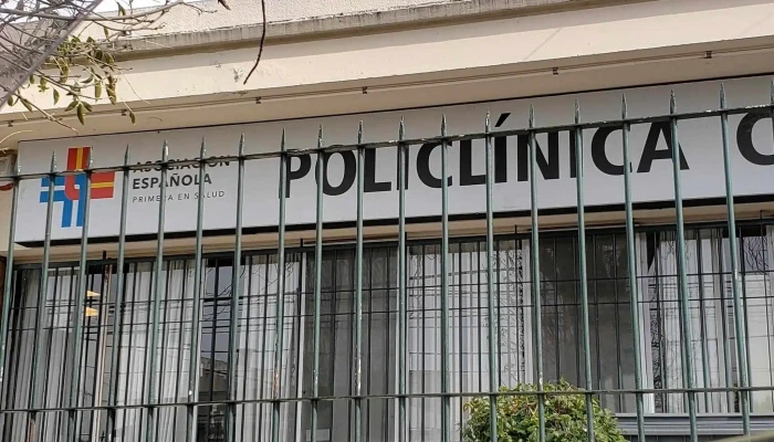 Asociacion Espanola Filial Cerro Cerca De Mi - Montevideo