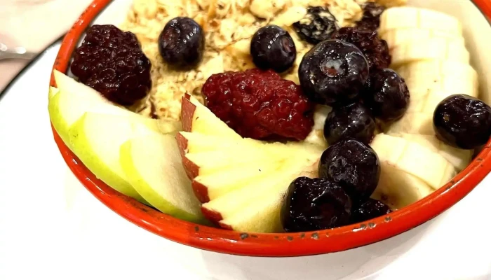 Atipico Comentario 1 - Montevideo