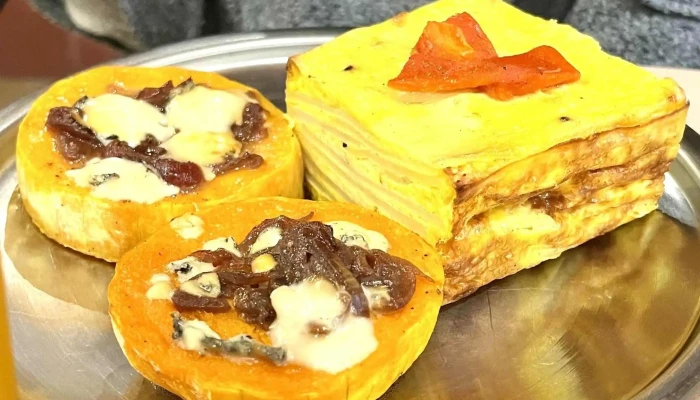 Atipico Comentario 3 - Montevideo