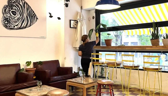 Atipico Comentario 4 - Montevideo