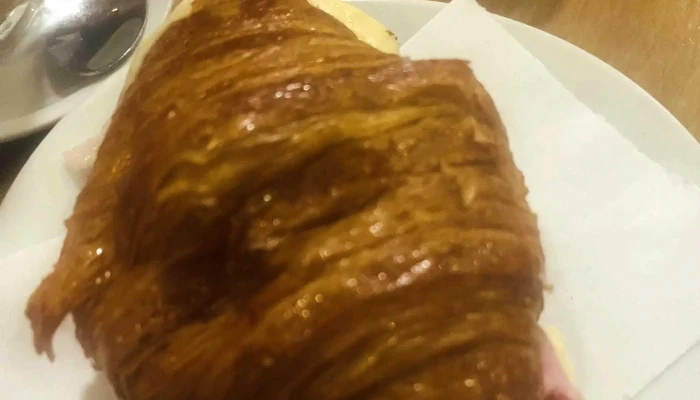 Atorrante Cafe Comentario 1 - Montevideo