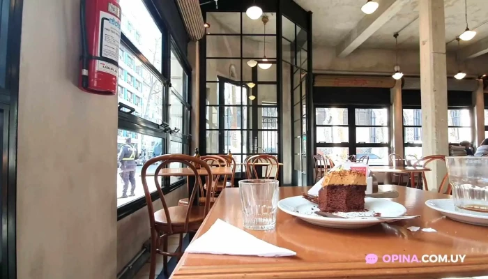 Atorrante Cafe Videos - Montevideo