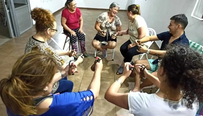 Attitude Dance Studio - Salto