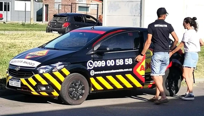 Auto Escuela Avenida -  Sitio Web - Pando