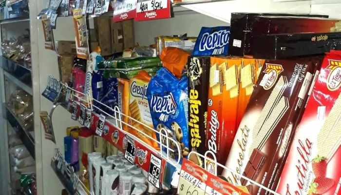 Autoservice La Proa -  Alimento - Sarandí Grande