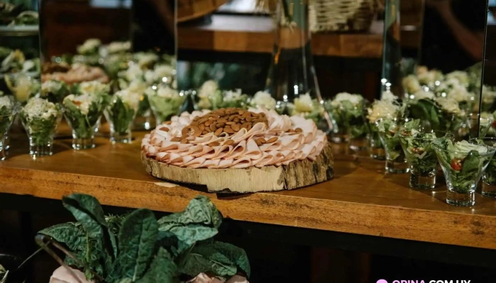 Ava Experiencia Gourmet -  Comidas Y Bebidas - Montevideo