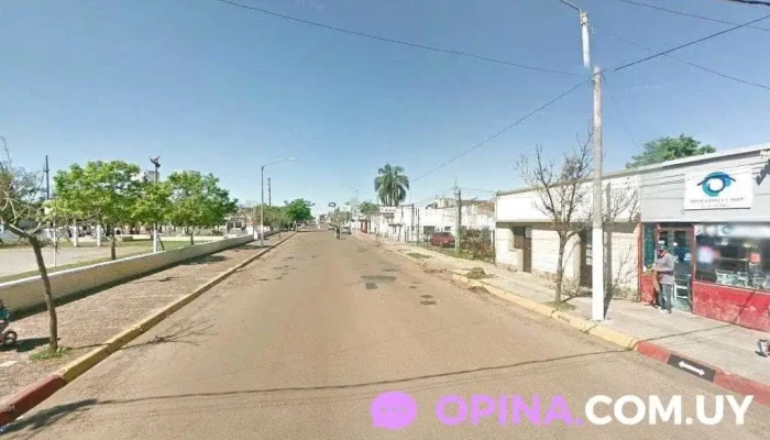 Avenida Artigas - Bella Unión