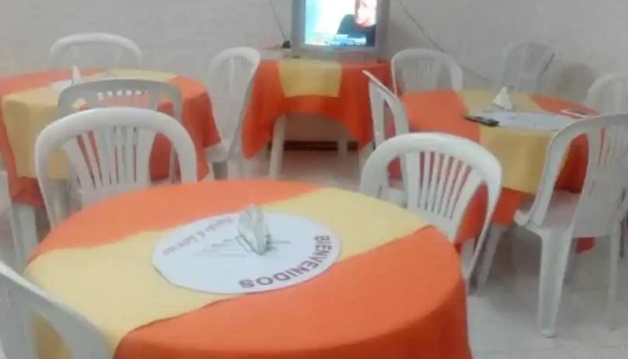 Avenida Italia Y Reus -  Ambiente - Melo